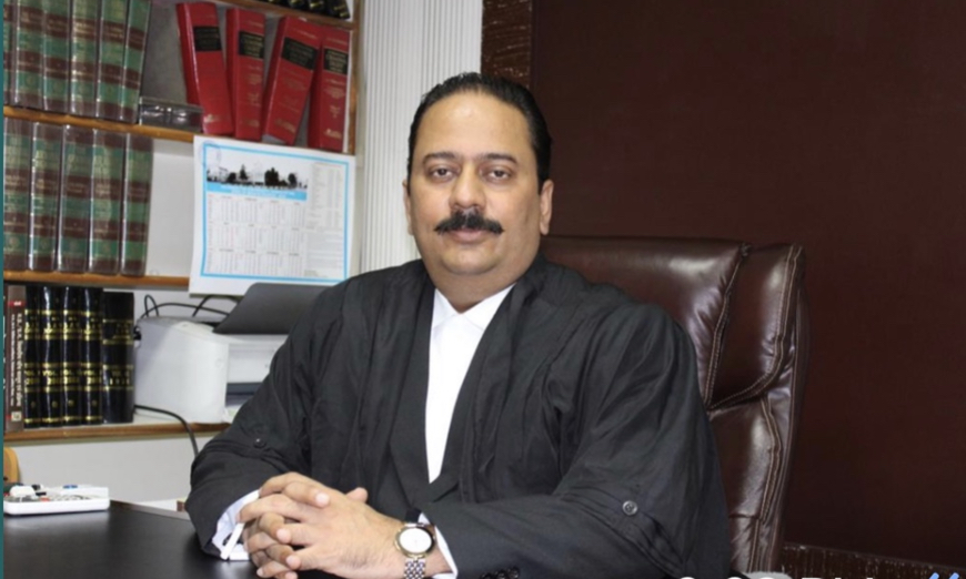 Advocate Manojj Biniwalle